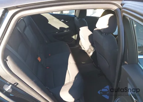 2017 Chevrolet Malibu Hybrid из США, поврежденный, VIN 1G1ZJ5SU0HF199523